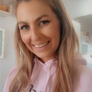 Meet your Posher, Ashley